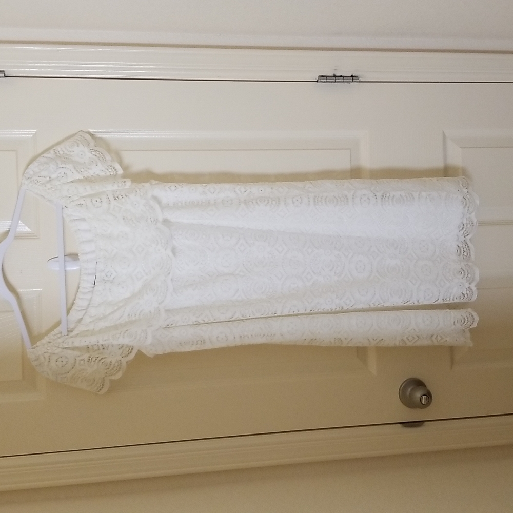 Ladies lace dress